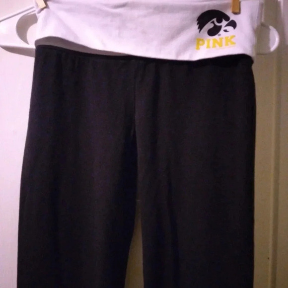 Vs pink Iowa Hawkeyes flared vintage yogas X-small - Picture 2 of 7